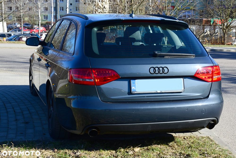 Audi A4 Avant 2.0 TFSI quattro S tronic Ambiente - 5