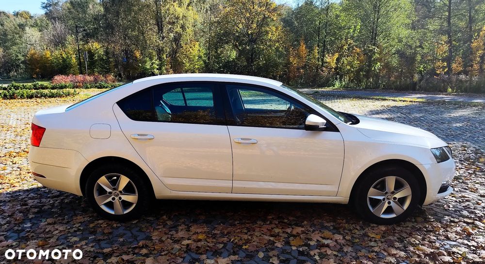 Skoda Octavia 1.6 TDI Ambition - 4