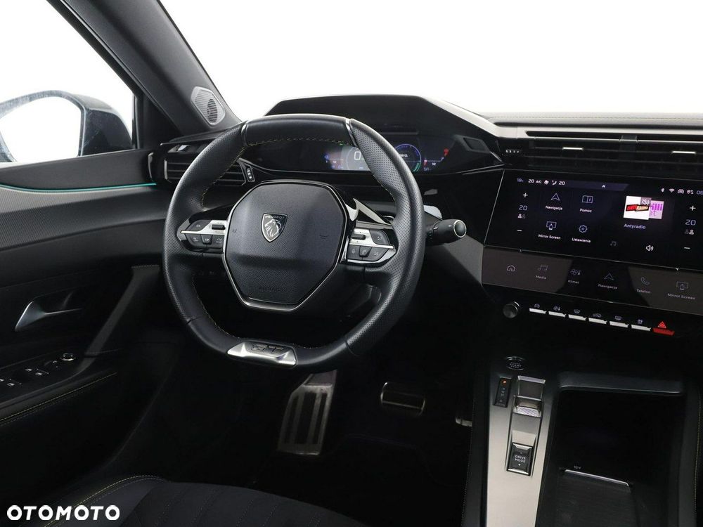 Peugeot 408 1.6 Plug-In Hybrid 225 GT EAT8 - 17