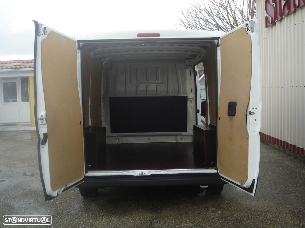 Peugeot Boxer 2.0 BlueHDi 333 L2 CD - 22
