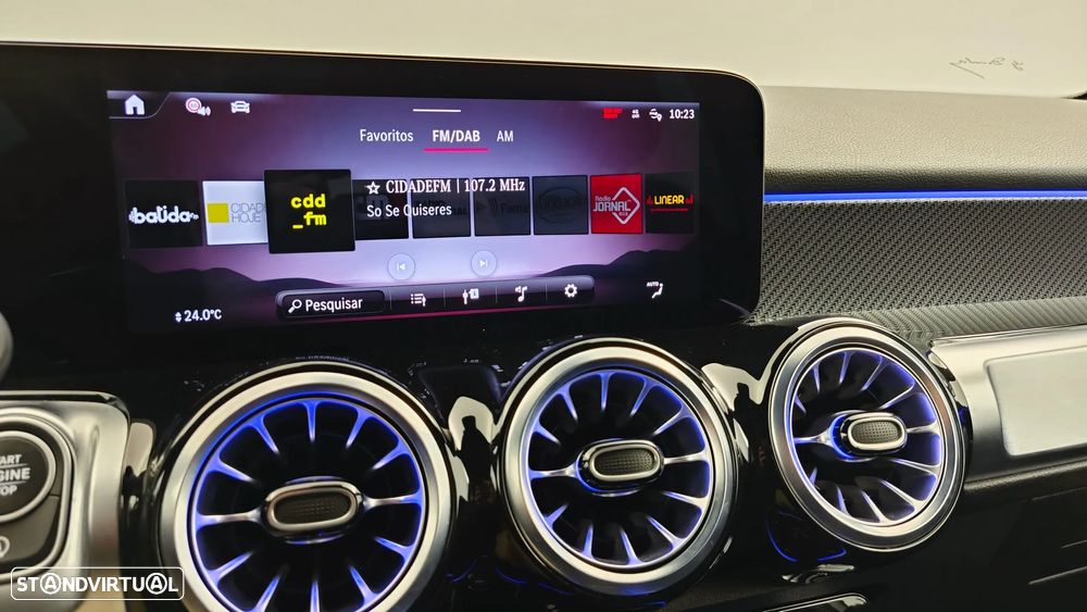 Mercedes-Benz GLB 180 d AMG Line - 18