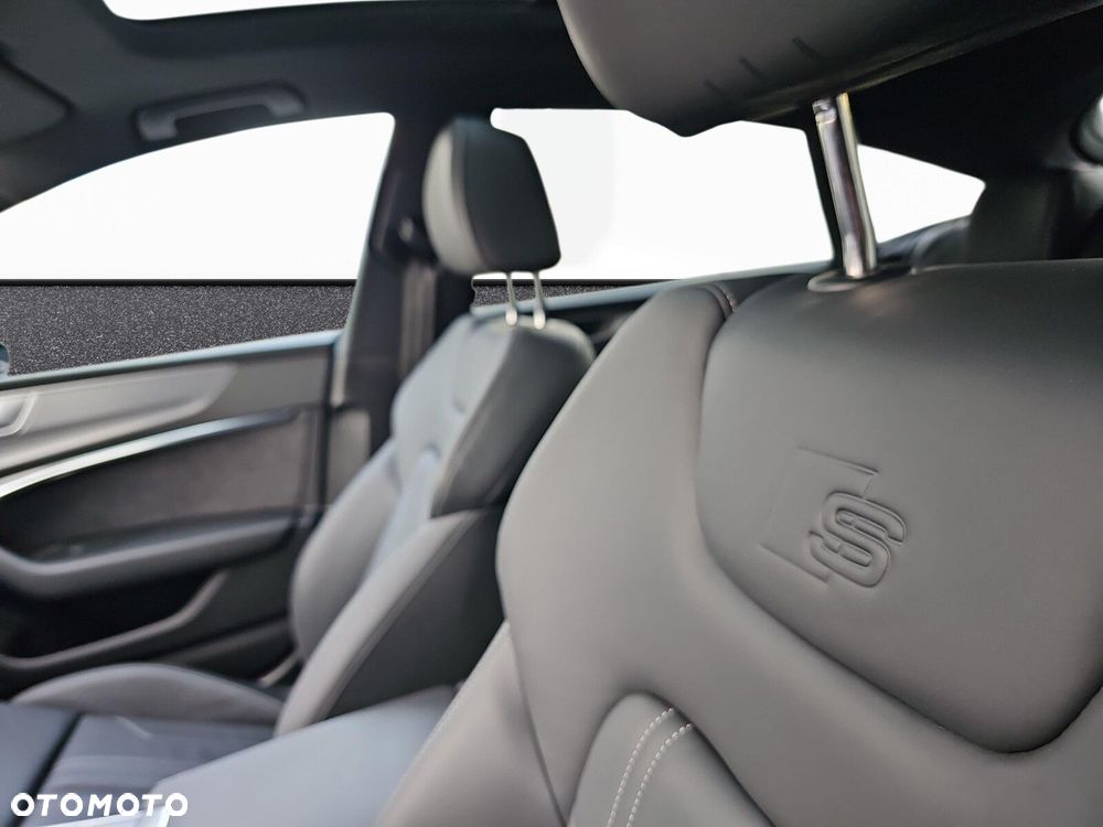 Audi A7 Sportback - 12