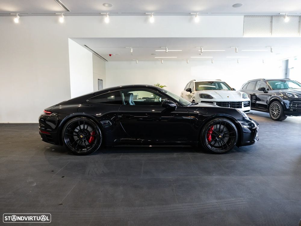 Porsche 911 (992) Carrera GTS PDK - 2