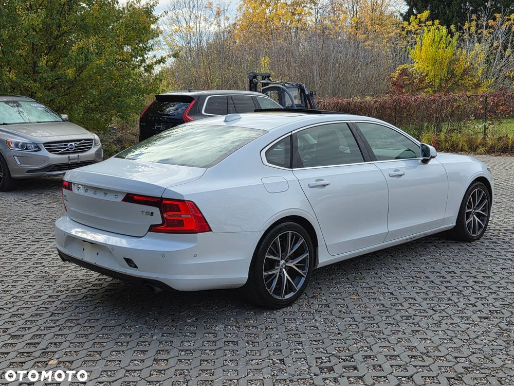 Volvo S90 T5 Momentum - 3