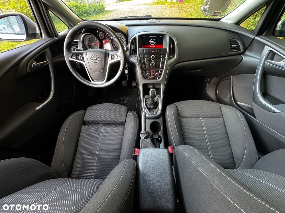 Opel Astra 1.4 Turbo - 19