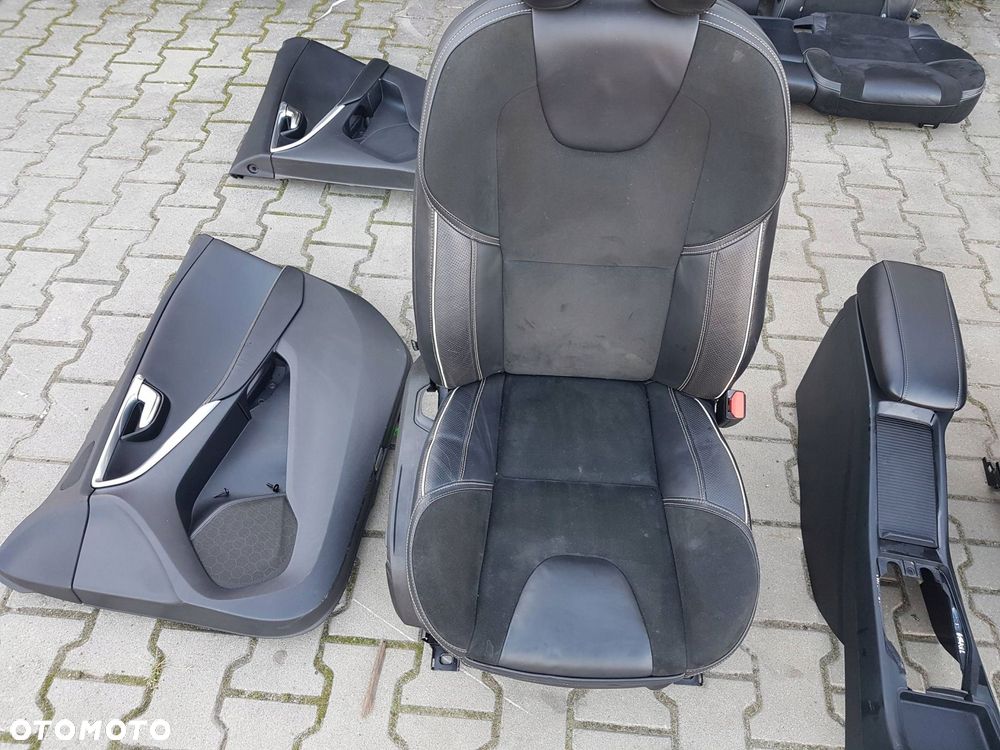 VOLVO V40 2 II 12r- FOTELE SKÓRZANE KANAPA BOCZKI EUROPA - 8
