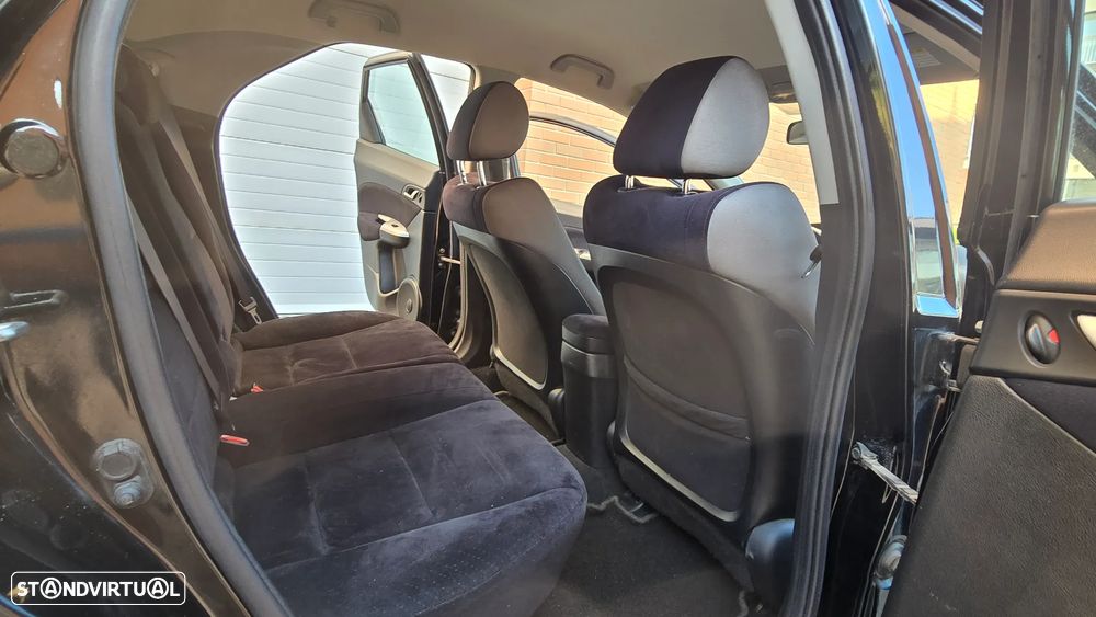 Honda Civic 1.4 Sport - 12