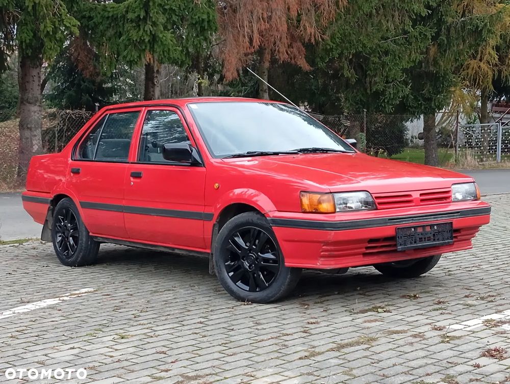 Nissan Sunny - 1
