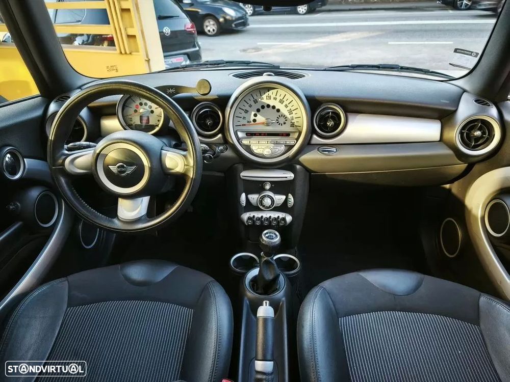 MINI 3 Portas Cooper D - 21