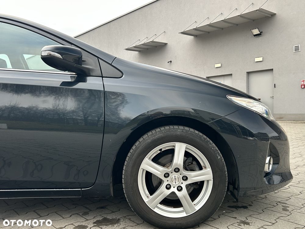 Toyota Auris - 24