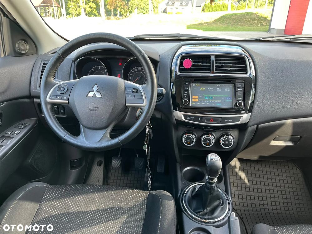 Mitsubishi ASX - 5