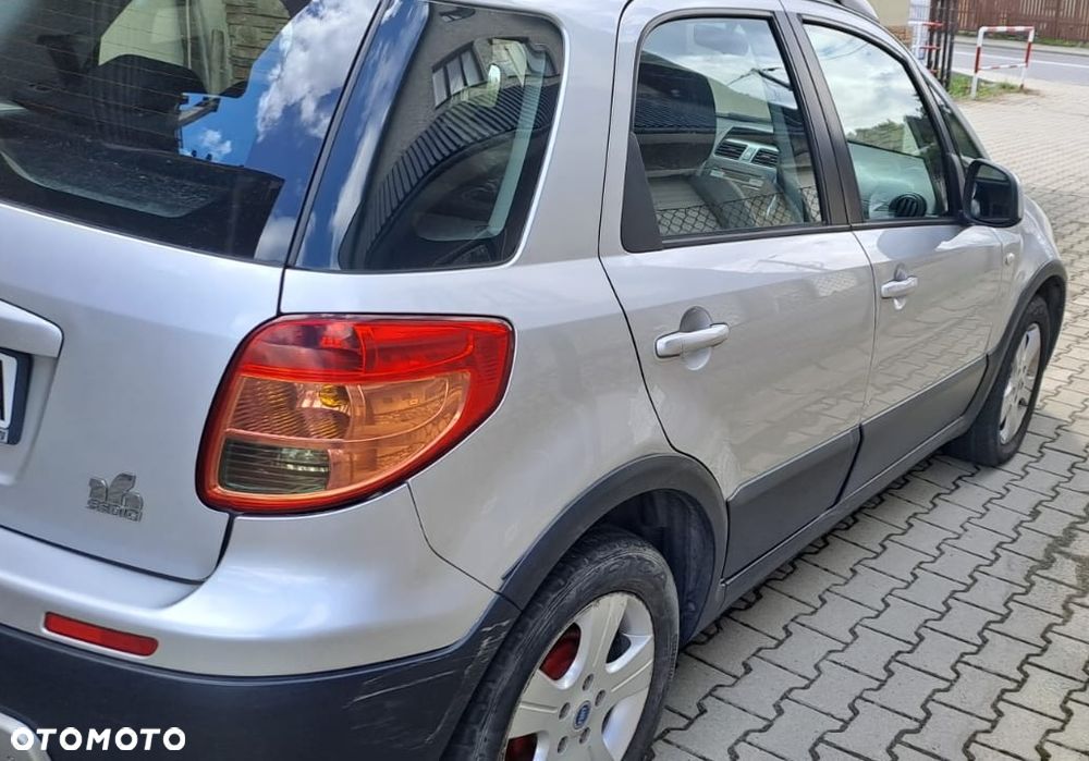 Fiat Sedici - 2