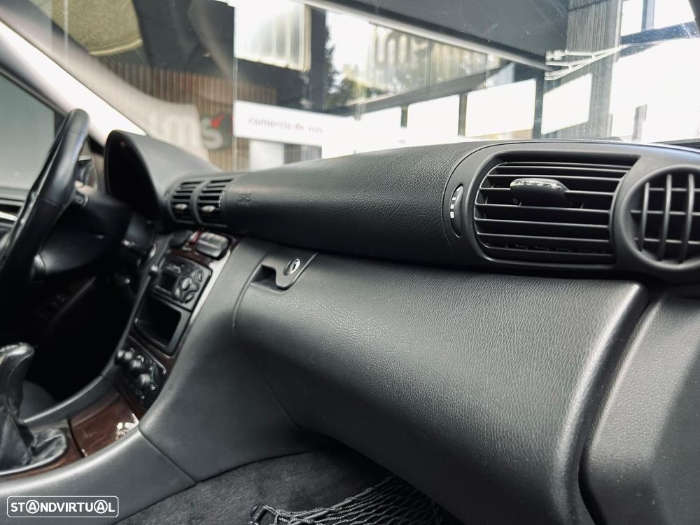 Mercedes-Benz C 200 CDi Elegance - 36