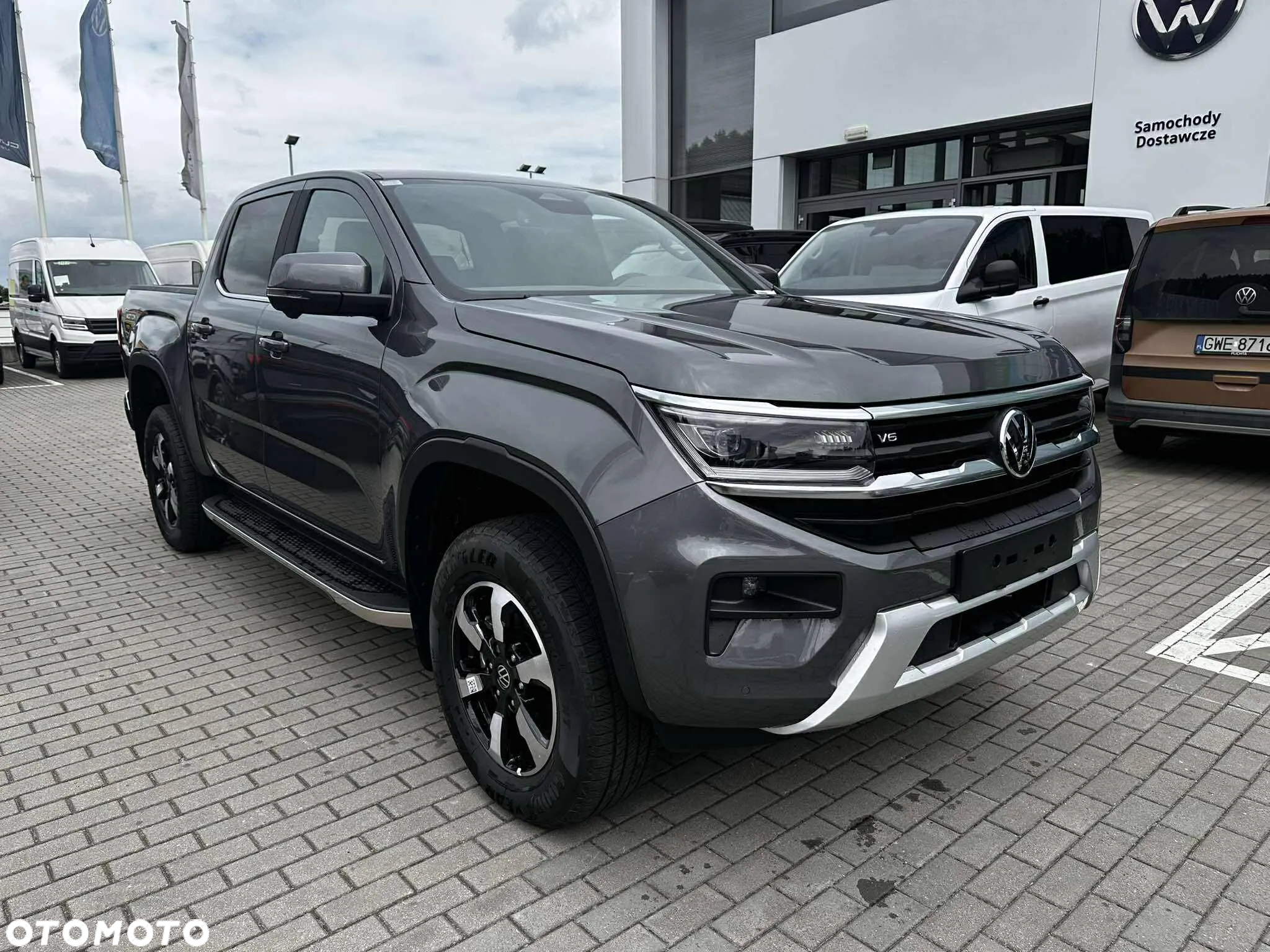 Volkswagen Amarok - 13