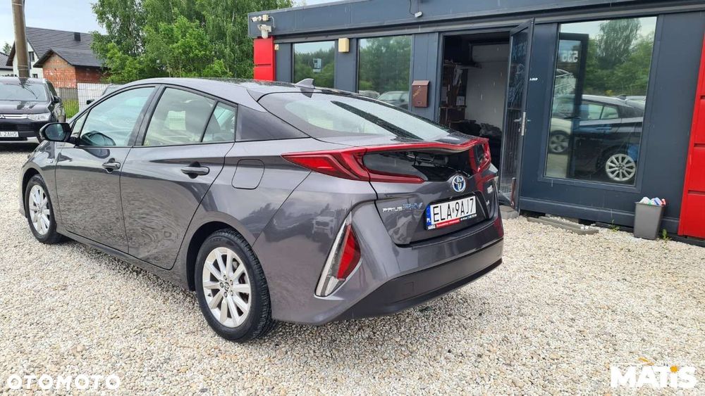 Toyota Prius - 21