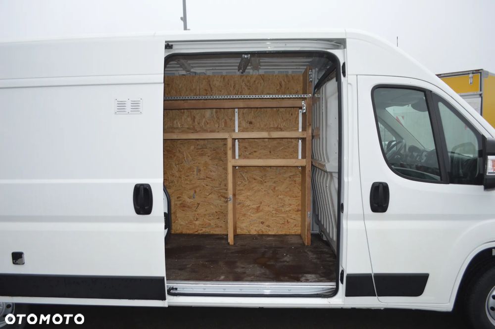 Peugeot BOXER - 12