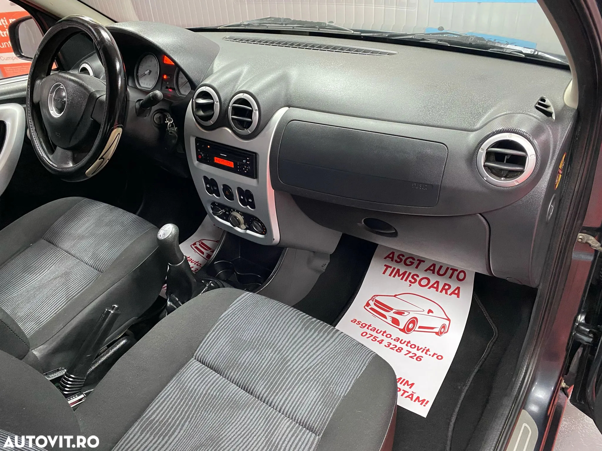 Dacia Sandero - 10