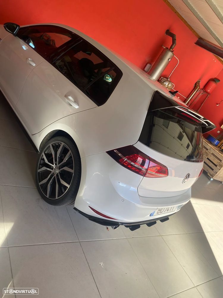 VW Golf 2.0 GTi DSG Edition 30 - 39