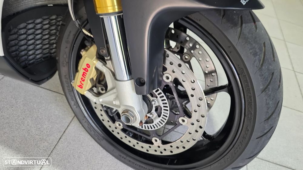 Aprilia RSV 4 R APRC (1 Dono) - 19