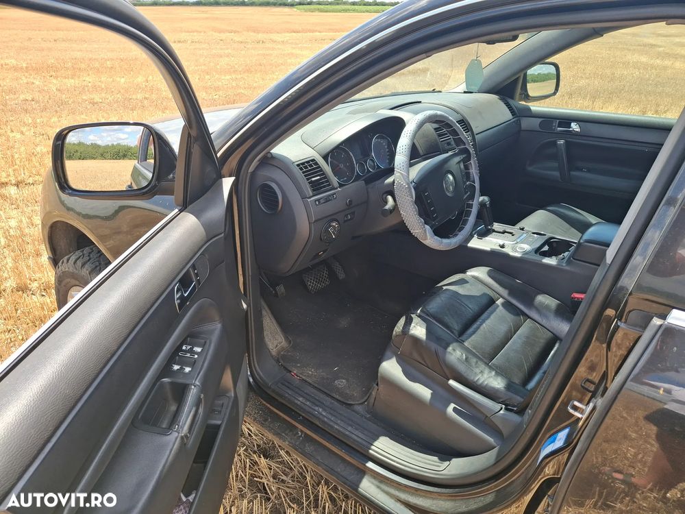 Volkswagen Touareg 2.5 TDI R5 Aut. - 8