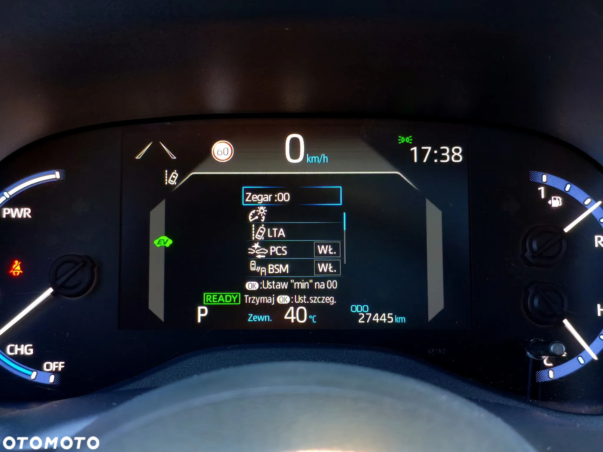 Toyota Yaris Cross Hybrid 1.5 Executive - 16