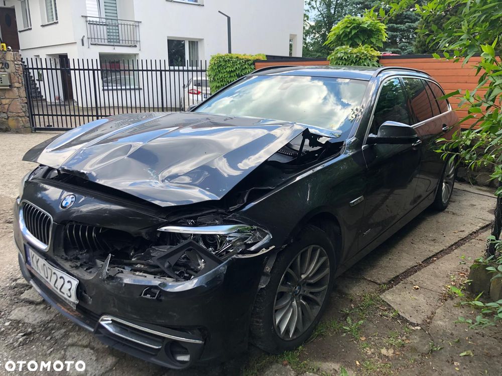 BMW Seria 5 520d xDrive - 8