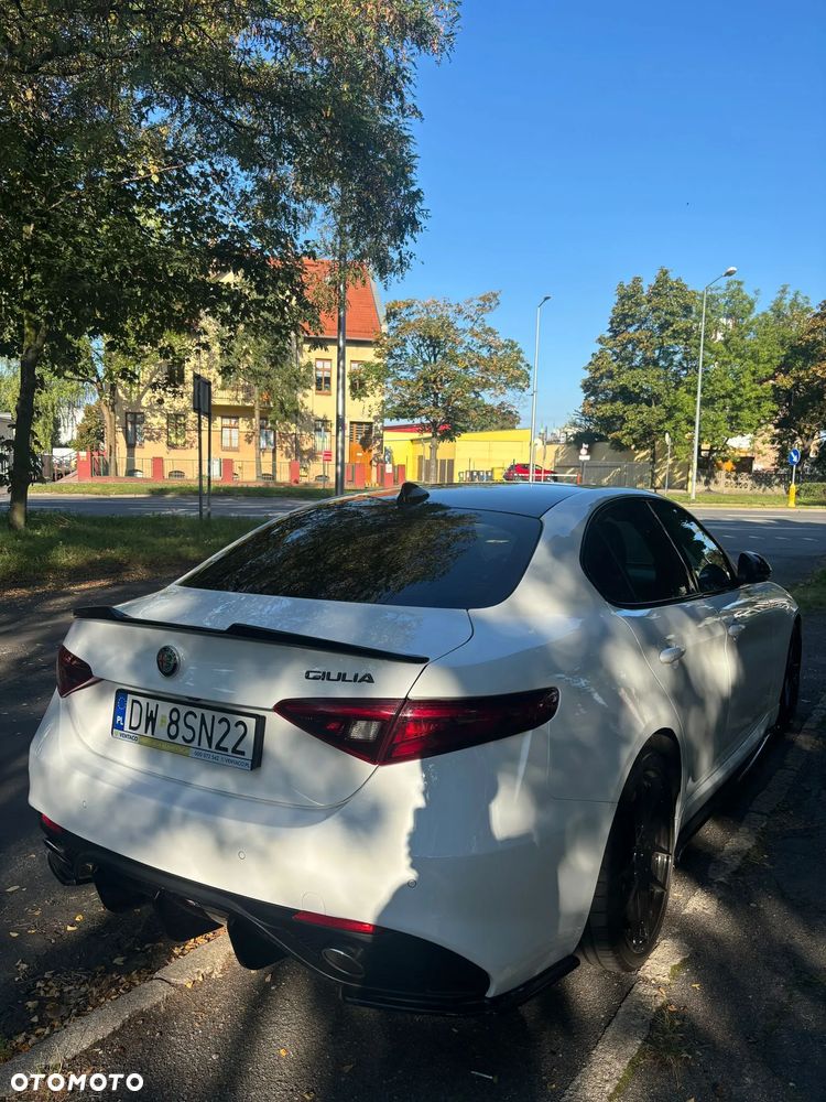 Alfa Romeo Giulia 2.0 Turbo 16V AT8 Veloce - 5