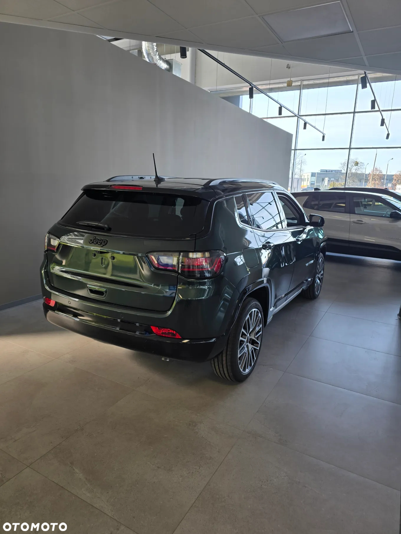 Jeep Compass - 5