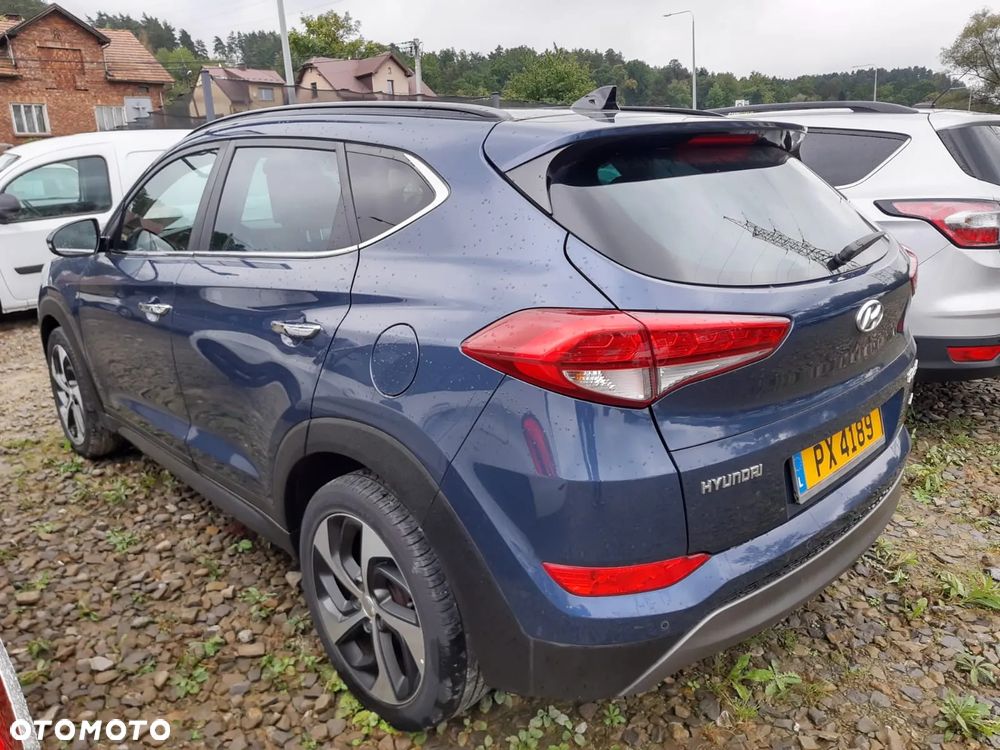 Hyundai Tucson - 4