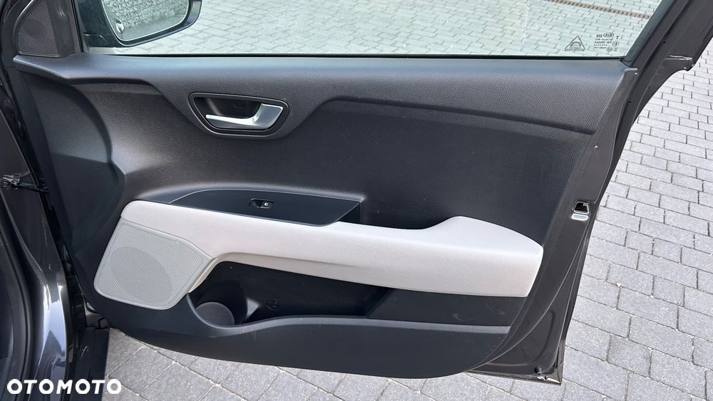 Kia Stonic 1.0 T-GDI DCT OPF Platinum Edition - 32