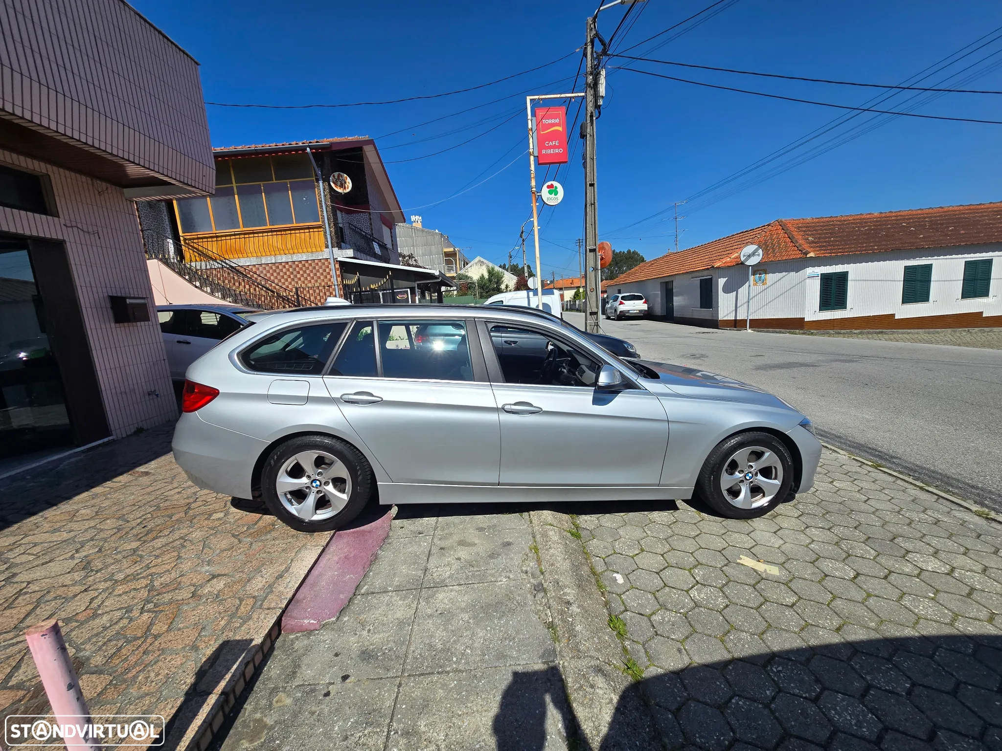 BMW 320 d DPF Touring Efficient Dynamics Edition - 4