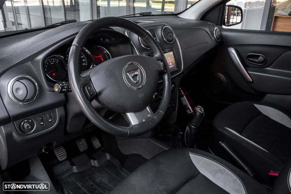 Dacia Sandero 1.5 dCi Stepway - 16