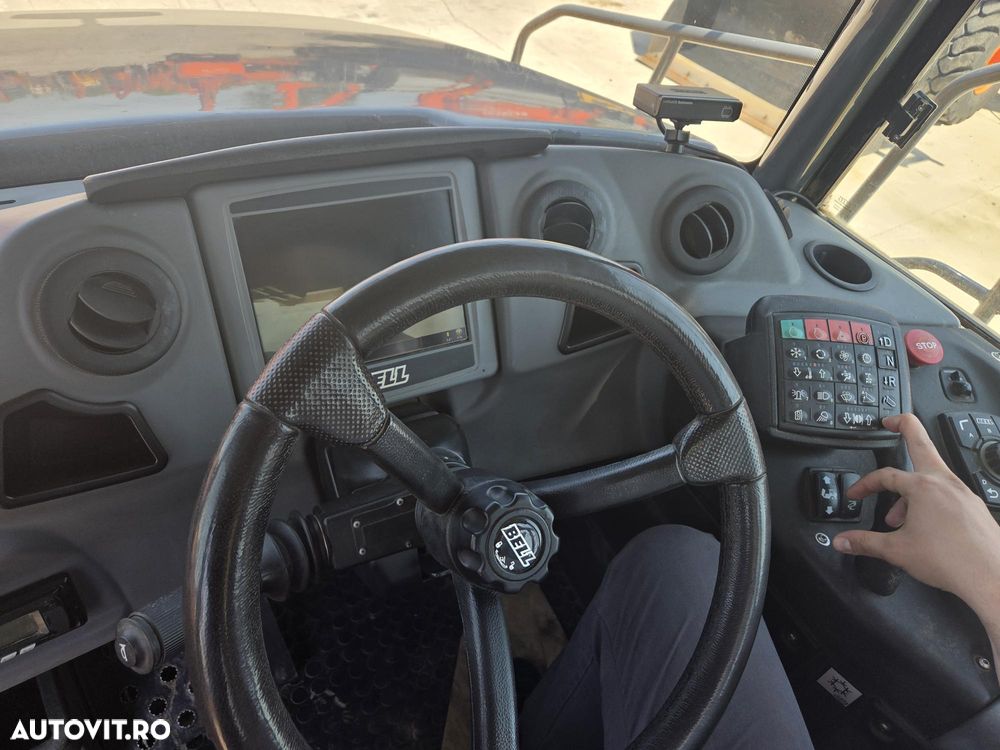 Bell DUMPER 6x6, 2020, 4980h, bena 21mc, util 30 t, intoarce in 8m, Mercedes 335CP, cutie viteze automata, viteza 50km/h, INMATRICULABIL definitiv, gresare automata, capota rabatabila, produs in GERMANIA, anv 70% ok, leasing 4 ani-PROMOTIE 149.000 EUR+tva - 36