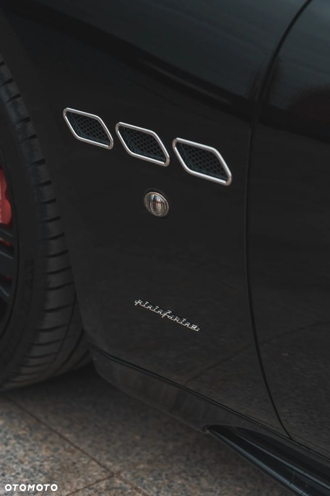 Maserati GranTurismo - 25