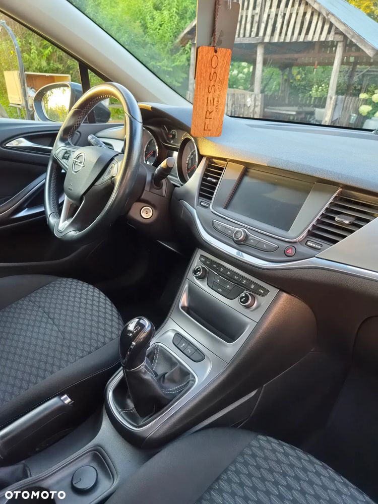 Opel Astra 1.4 T Enjoy - 27