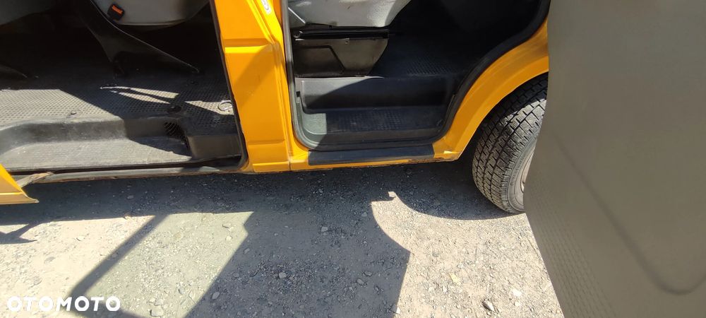 Volkswagen Transporter - 18