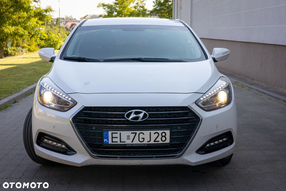 Hyundai i40 1.7 CRDi Comfort DCT - 6