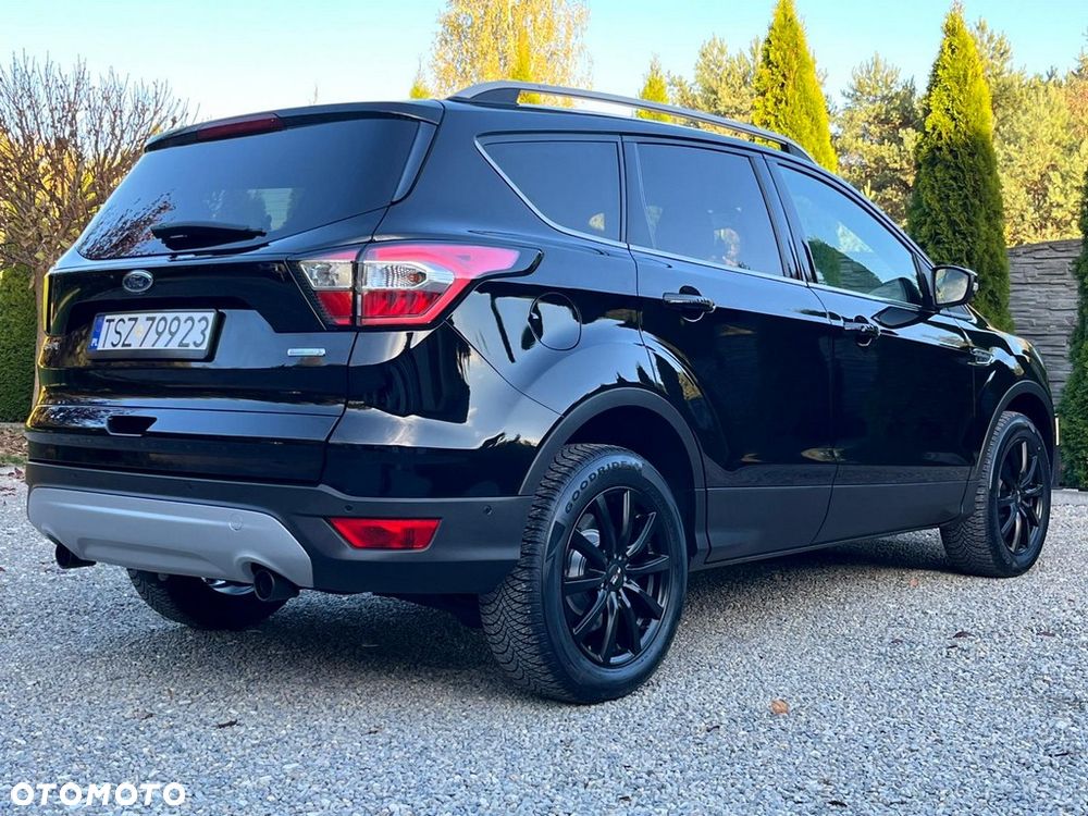 Ford Kuga 1.5 EcoBoost 2x4 Titanium - 20