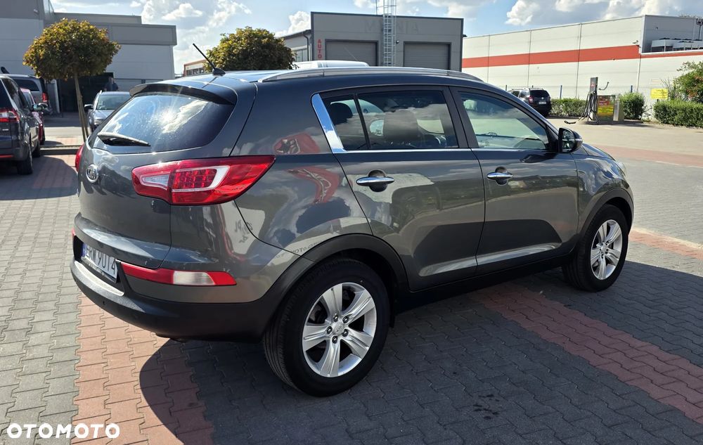 Kia Sportage 2.0 L - 4
