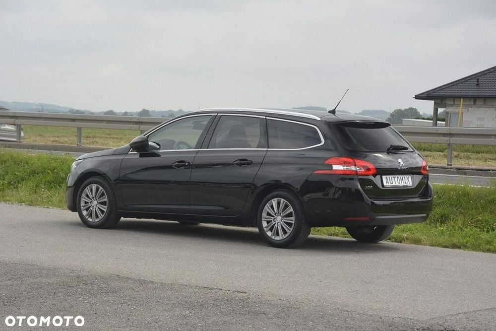 Peugeot 308 BlueHDi 130 Stop & Start Allure Business-Paket - 5