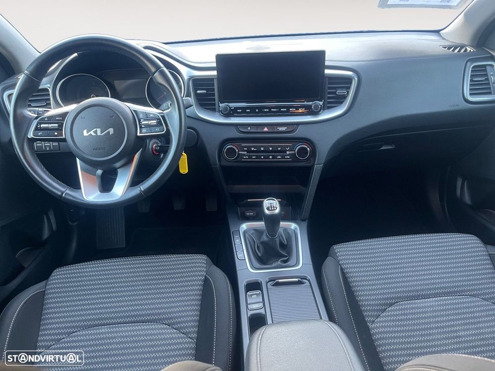 Kia XCeed 1.0 T-GDI Drive - 10
