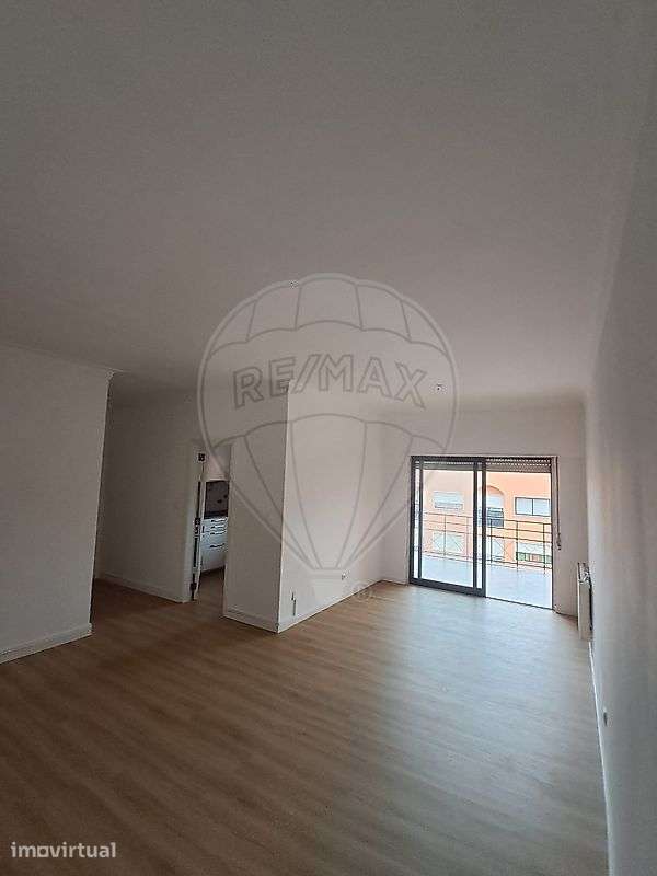 Apartamento T2 para arrendamento - Grande imagem: 3/11