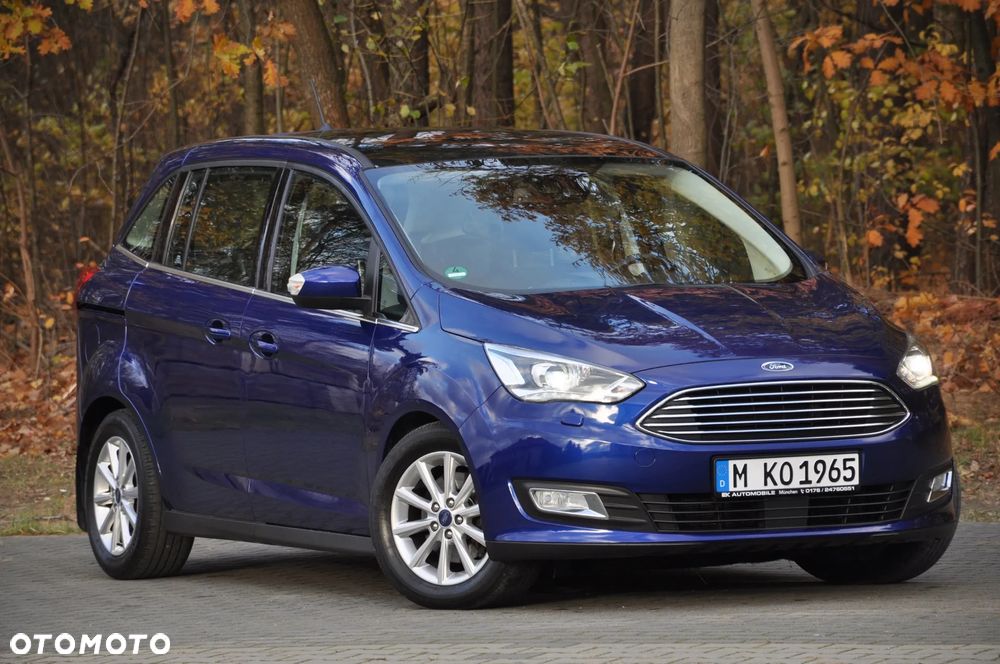 Ford Grand C-MAX - 11
