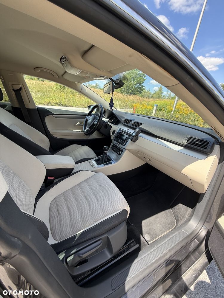 Volkswagen Passat CC 2.0 TDI DPF - 12
