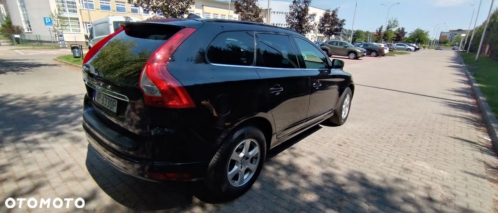 Volvo XC 60 D3 Momentum - 3