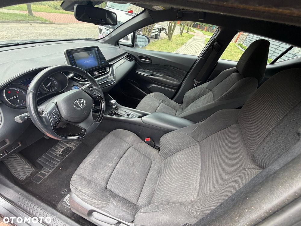 Toyota C-HR Business-Edition - 9