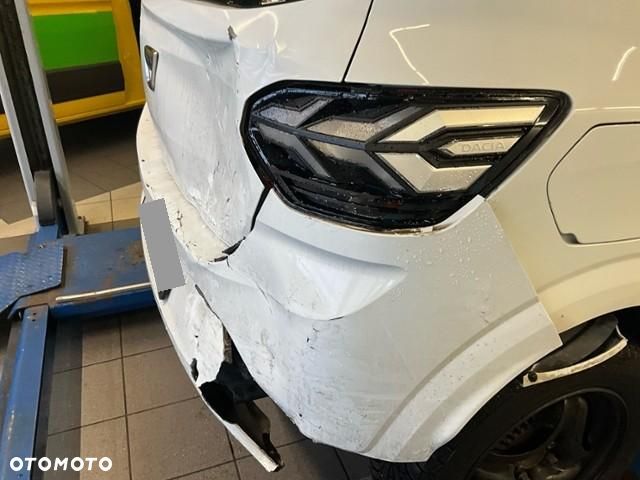 Dacia Sandero TCe 90 CVT Comfort - 13