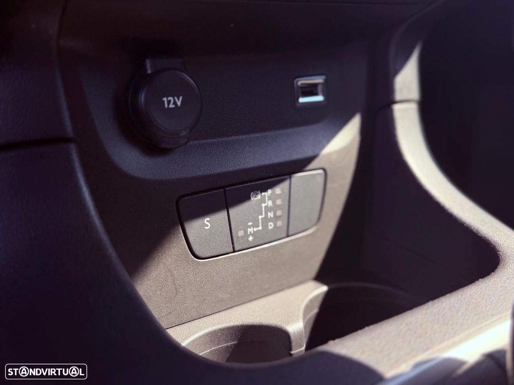 Citroën C3 1.2 PureTech Max EAT6 - 26