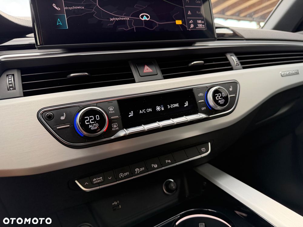 Audi A4 Avant 40 TDI quattro S tronic S line - 23