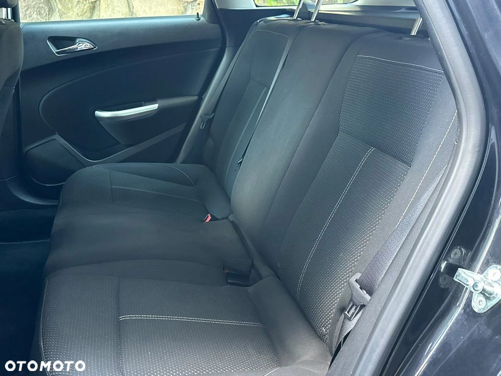 Opel Astra 1.7 CDTI Essentia - 13
